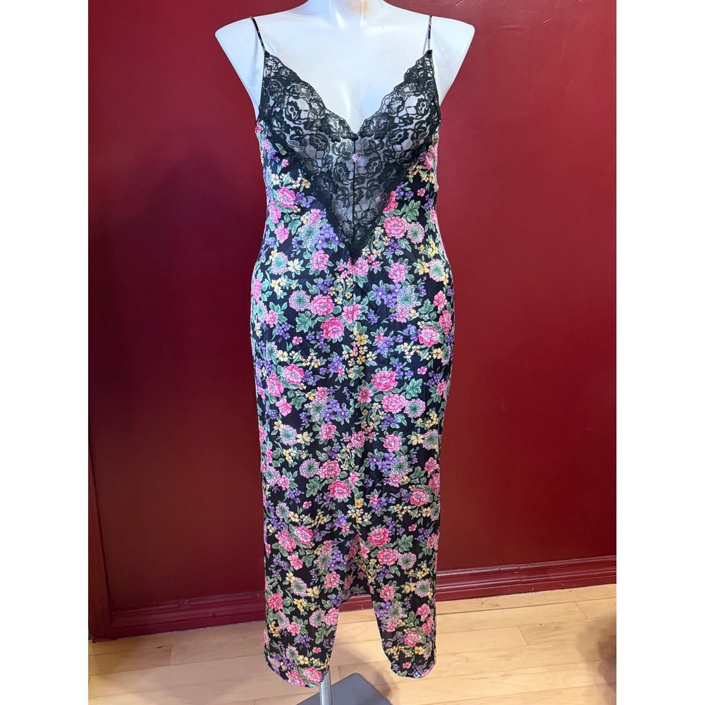 Vassarette Vintage Floral Nightgown Black Lace Trim Long‎ Chemise Size M